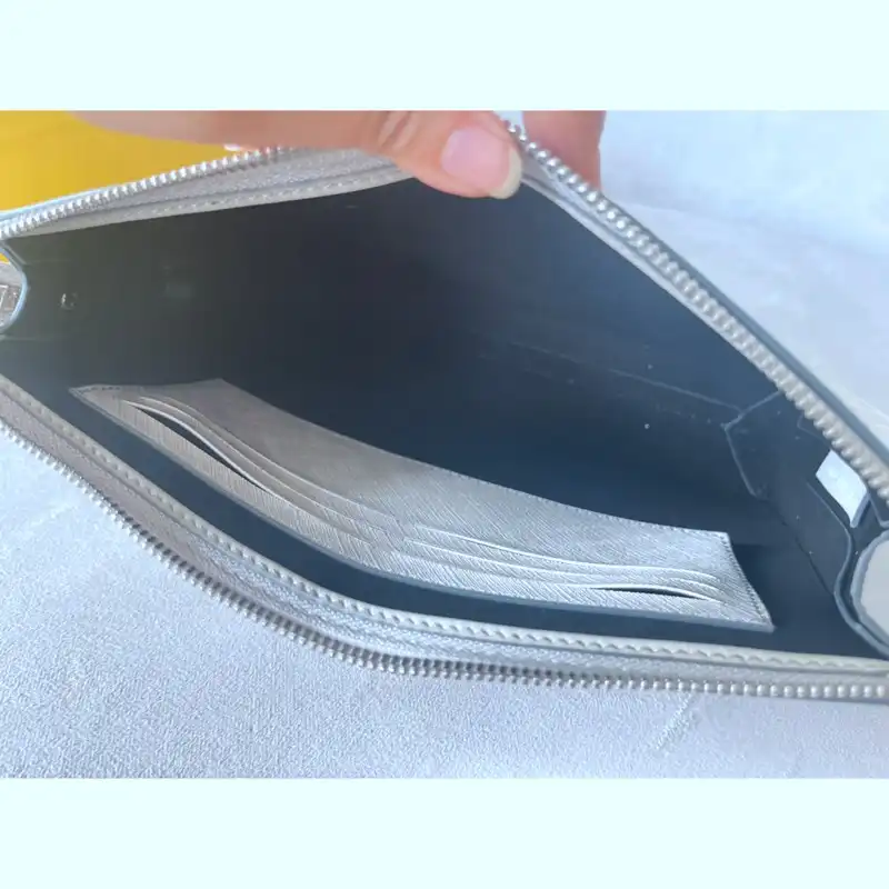 F**di bag 2301ya0046