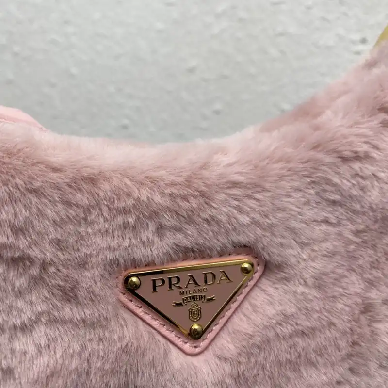 Pra*a bag 2301yz0009