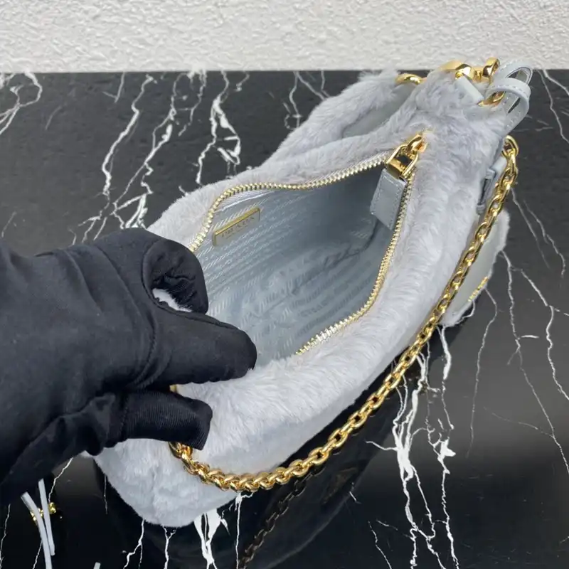 Pra*a bag 2301yz0011