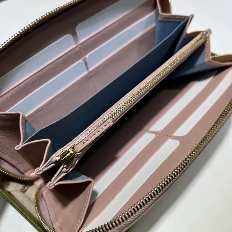 G*u*i bag 2306ya0082