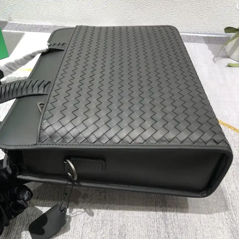 bo*te*ga Ve*ne*ta bag 2306yz0039