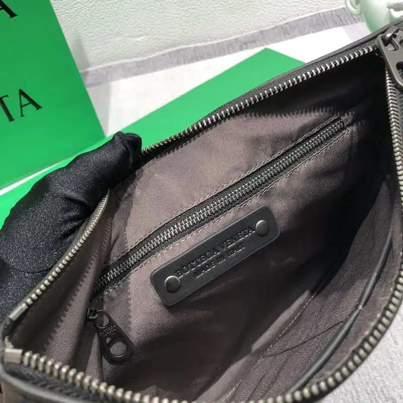 bo*te*ga Ve*ne*ta bag 2306yz0042