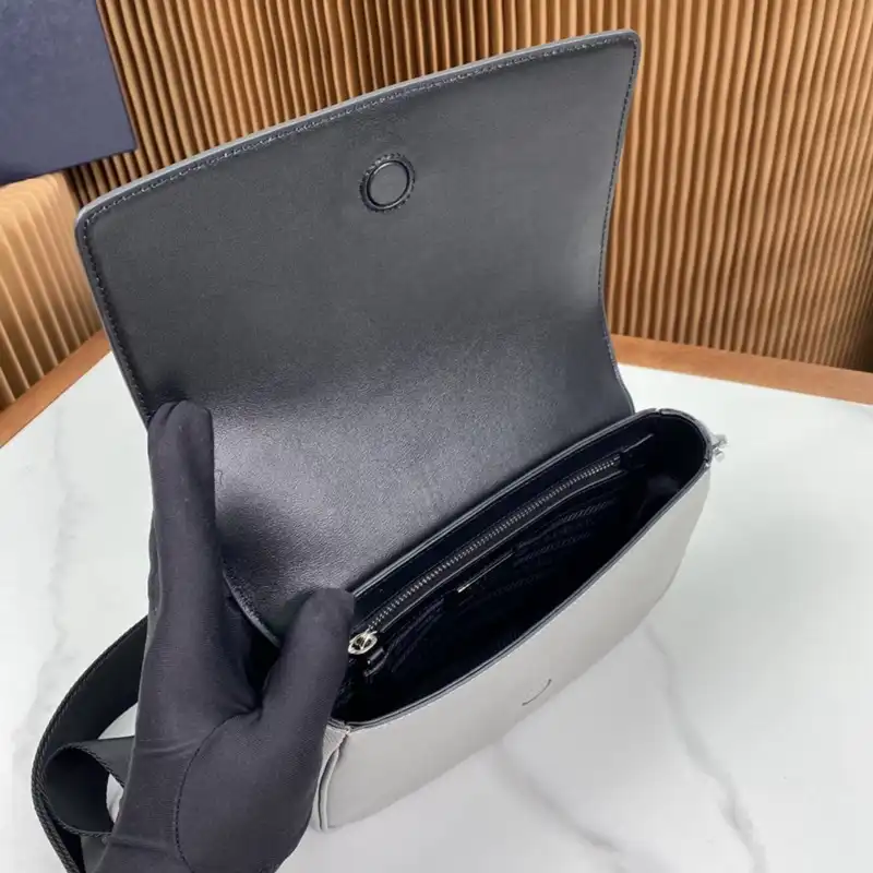 Pra*a bags 2311ya0029