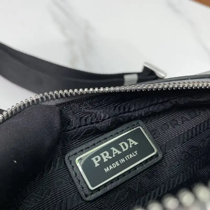 Pra*a bags 2311ya0031
