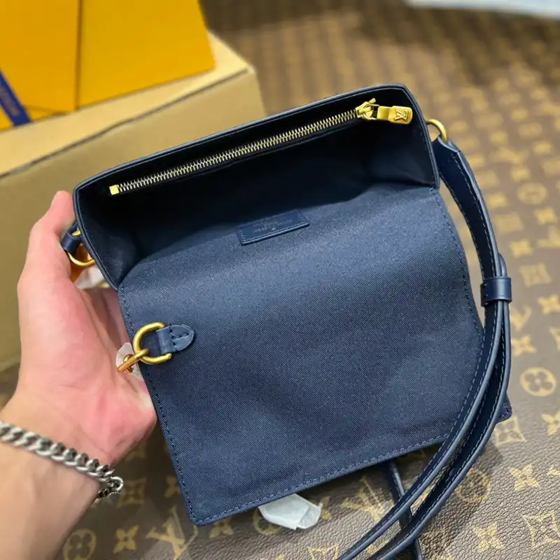 LV Bags 2311YA0184