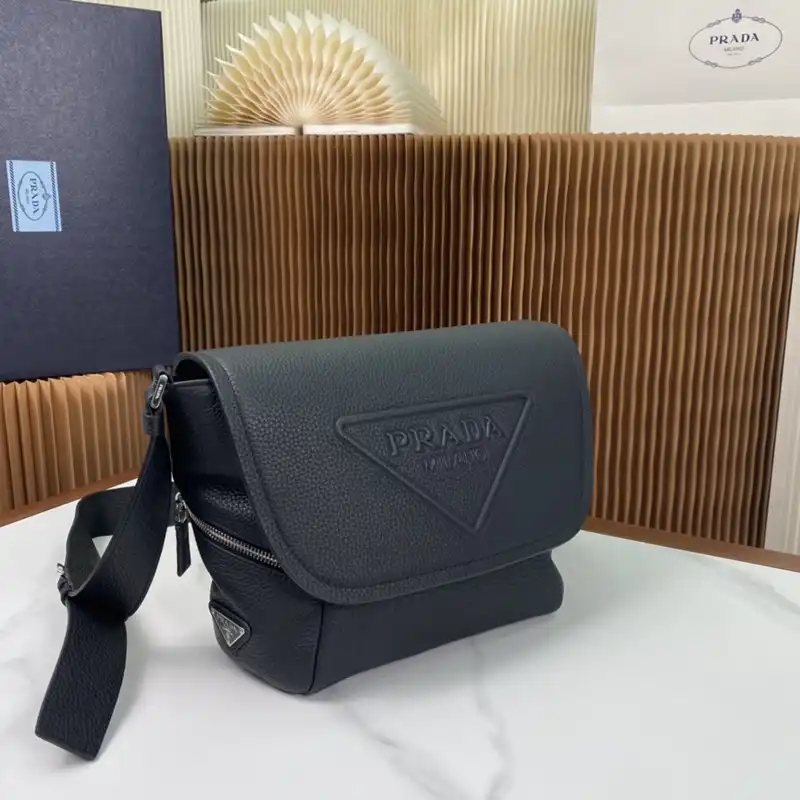 Pra*a bags 2312ya0036