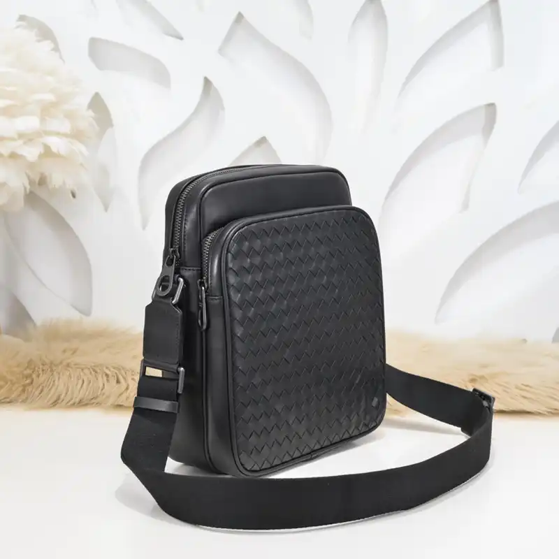 bo*te*ga Ve*ne*ta bags 2401ya0007