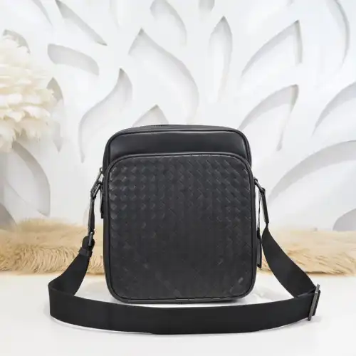 bo*te*ga Ve*ne*ta bags 2401ya0007