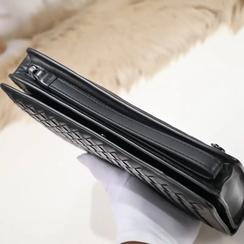 bo*te*ga Ve*ne*ta bags 2401ya0009