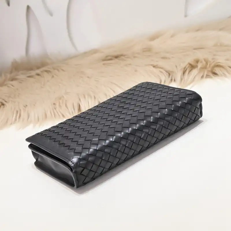 bo*te*ga Ve*ne*ta bags 2401ya0009