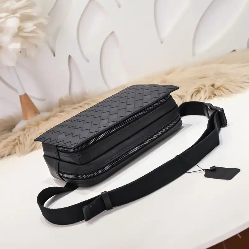 bo*te*ga Ve*ne*ta bags 2401ya0017