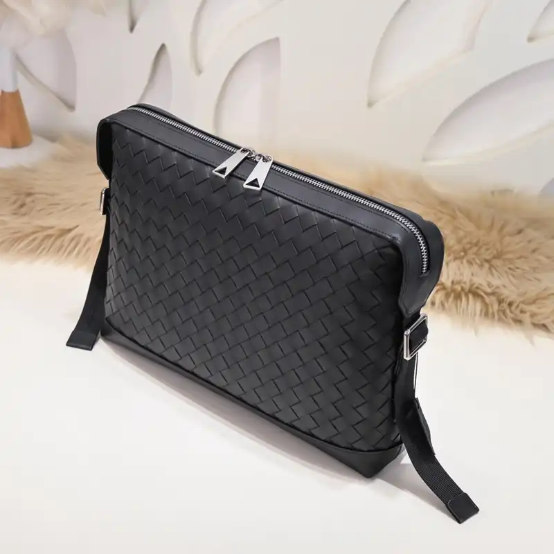 bo*te*ga Ve*ne*ta bags 2401ya0018