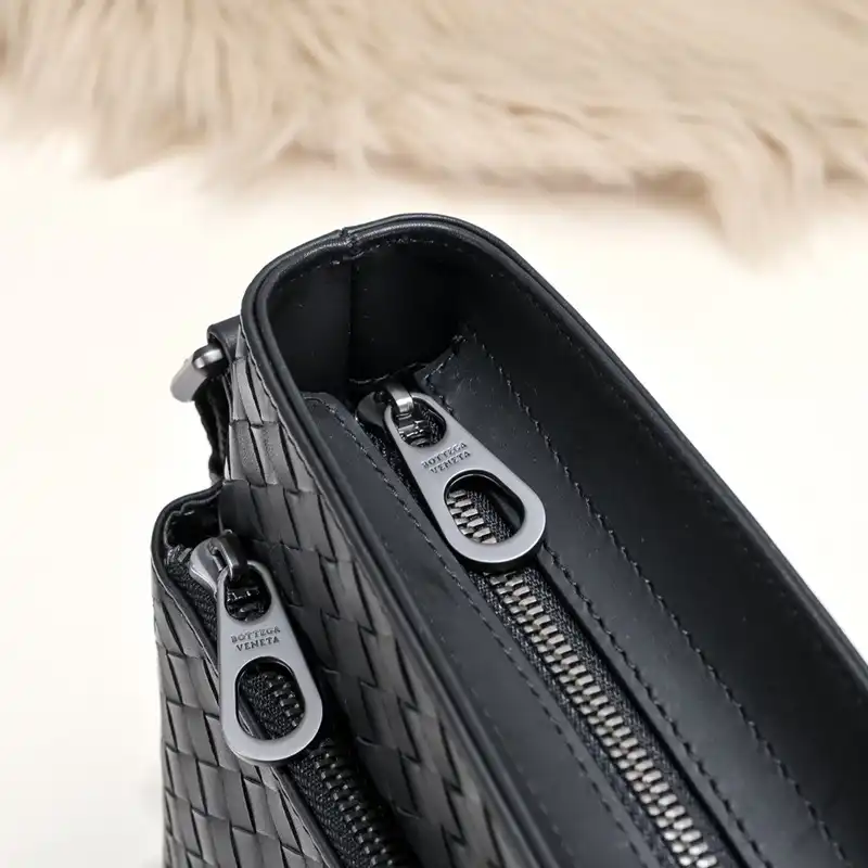 bo*te*ga Ve*ne*ta bags 2401ya0108