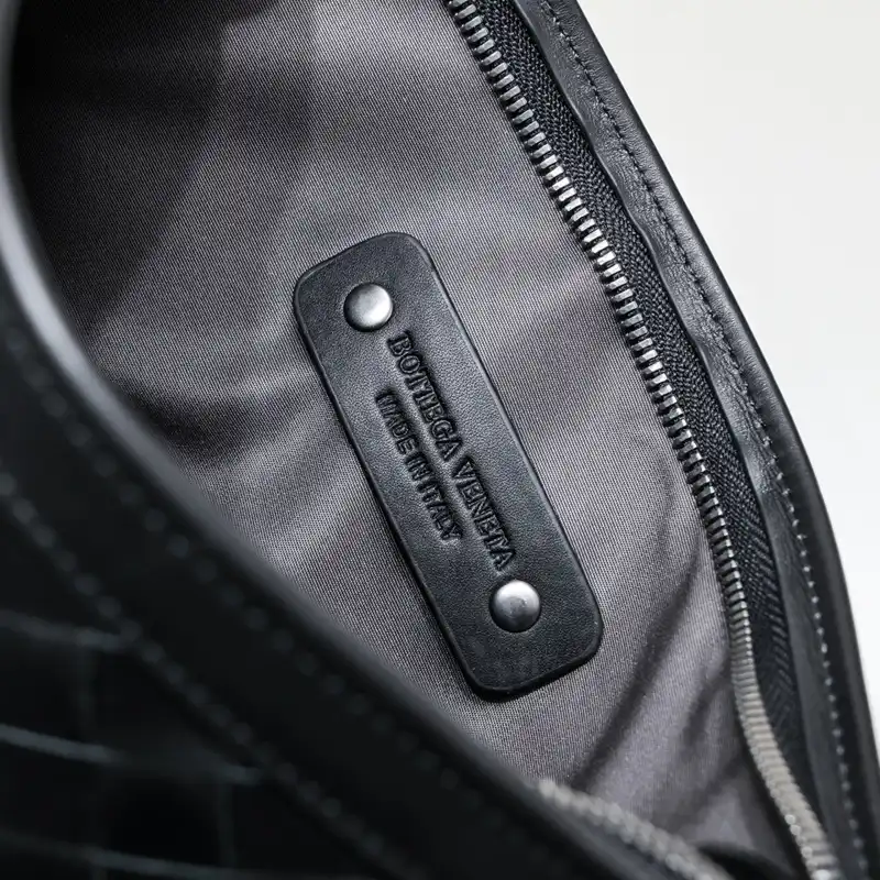 bo*te*ga Ve*ne*ta bags 2401ya0114