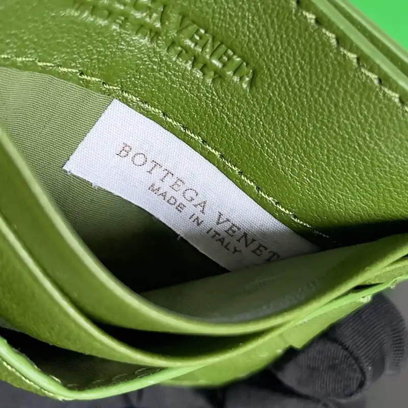 bo*te*ga Ve*ne*ta bags 2401ya0207