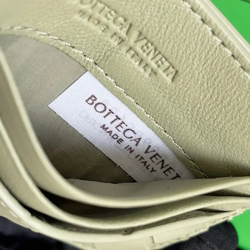 bo*te*ga Ve*ne*ta bags 2401ya0212