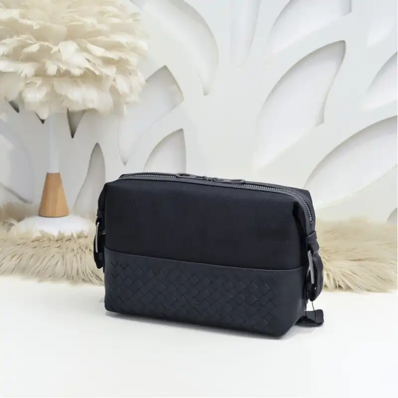 bo*te*ga Ve*ne*ta bags 2406ya0004