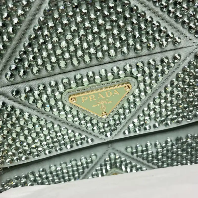 Pra*a bags 2406ya0083