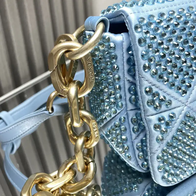 Pra*a bags 2406ya0084