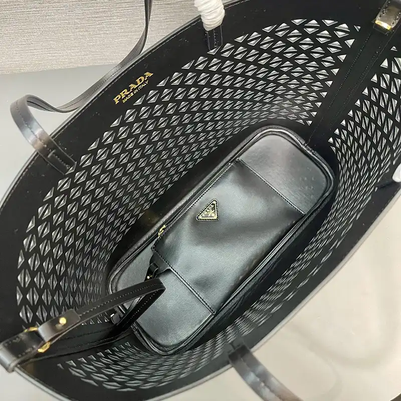 Pra*a bags 2406ya0168