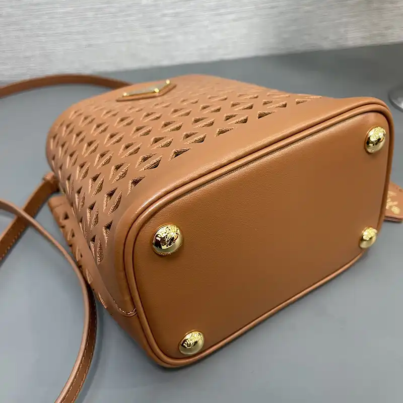 Pra*a bags 2406ya0171