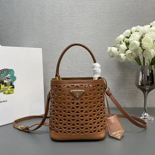 Pra*a bags 2406ya0171