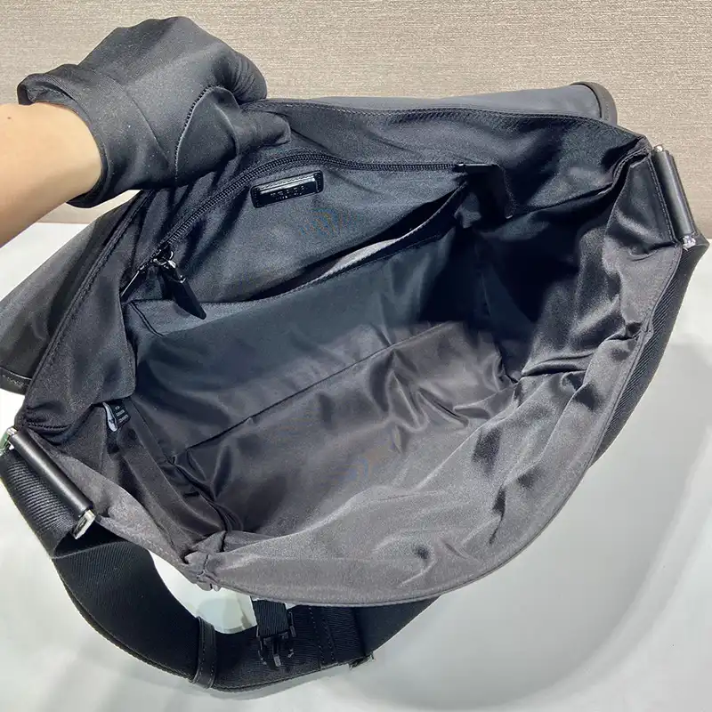 Pra*a bags 2407yz0057