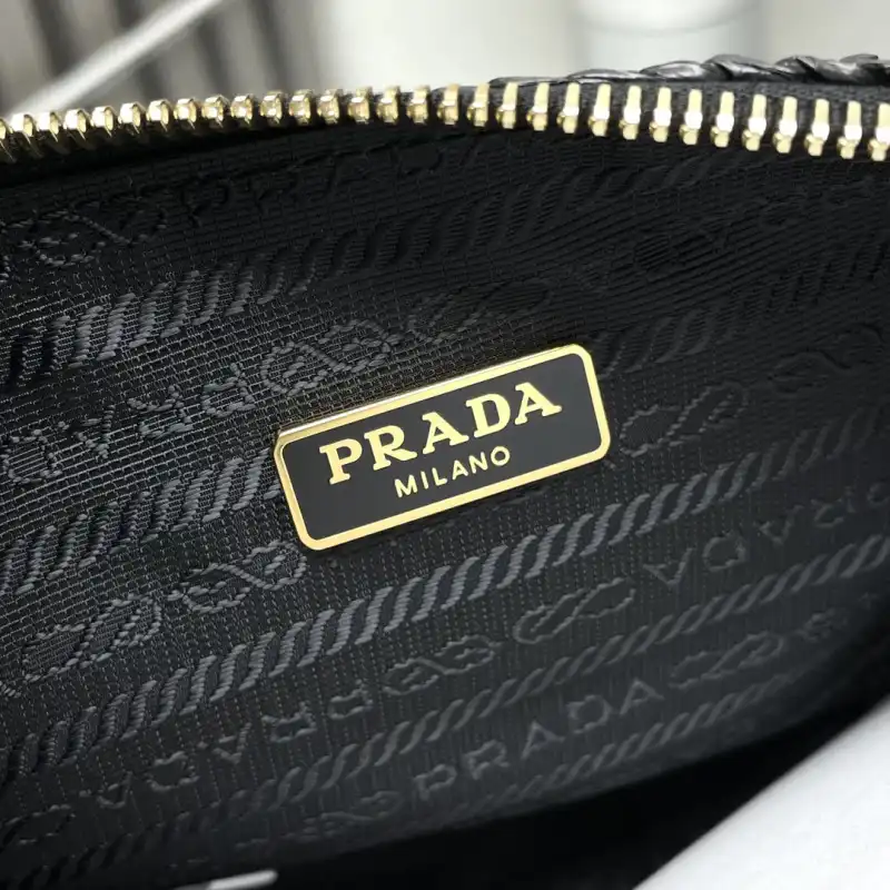 Pra*a bags 2407yz0136