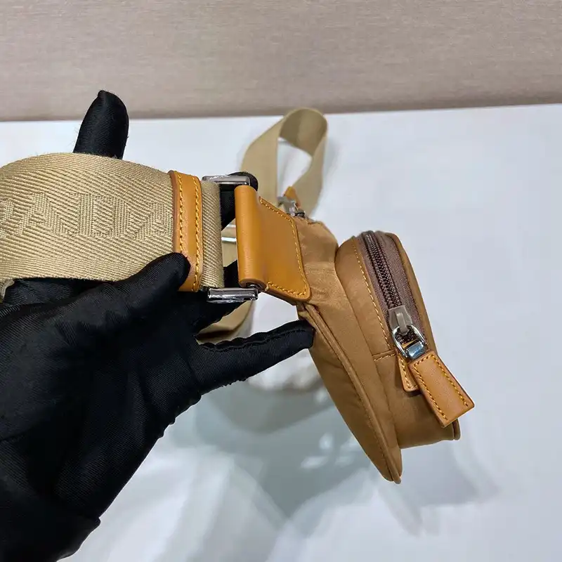 Pra*a bags 2408ya0177