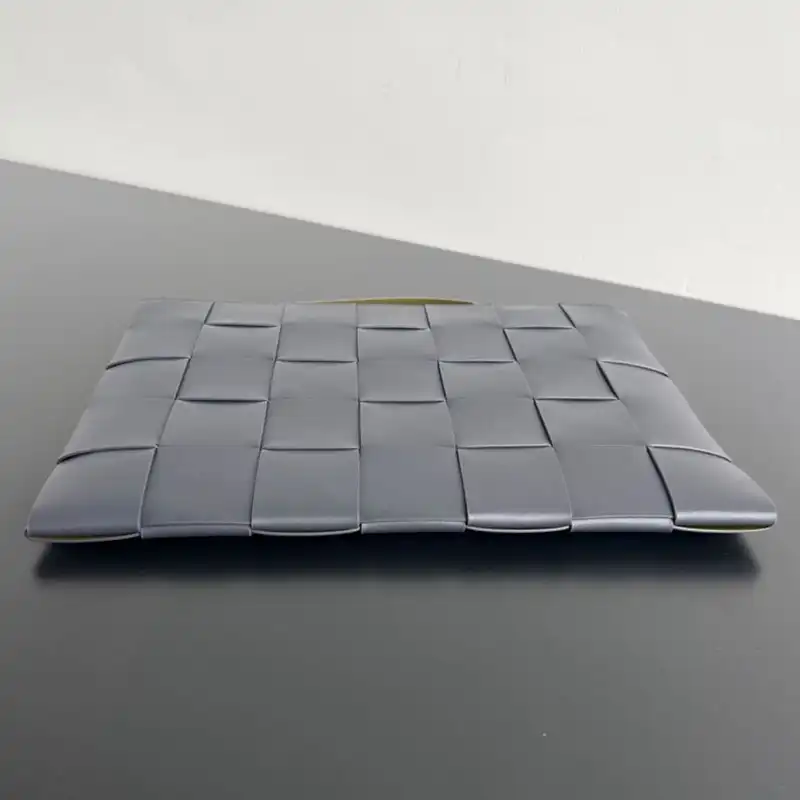 bo*te*ga Ve*ne*ta bags 2409sf0011