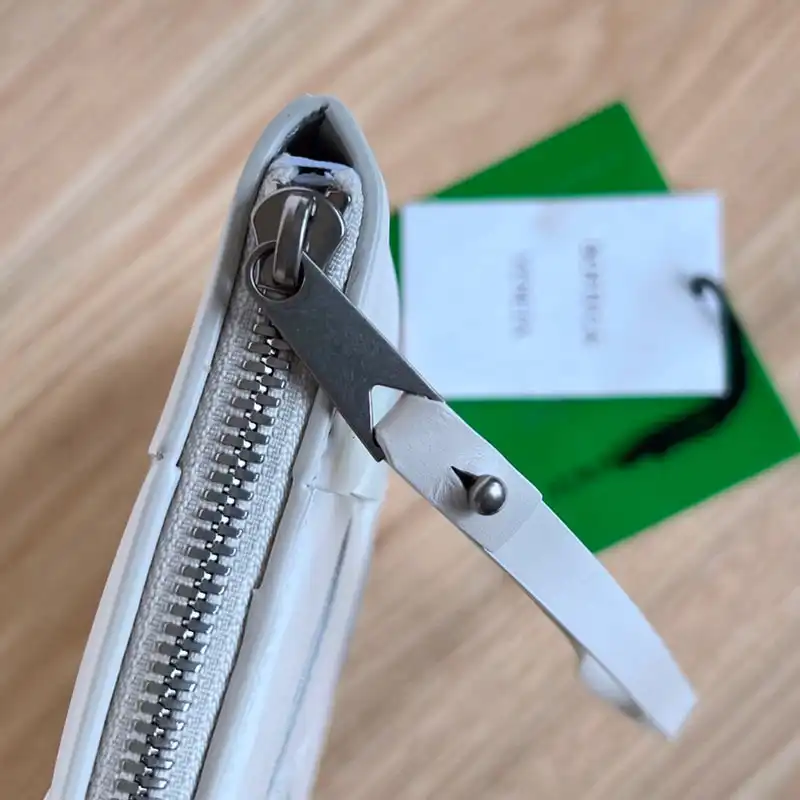 bo*te*ga Ve*ne*ta bags 2409sf0016