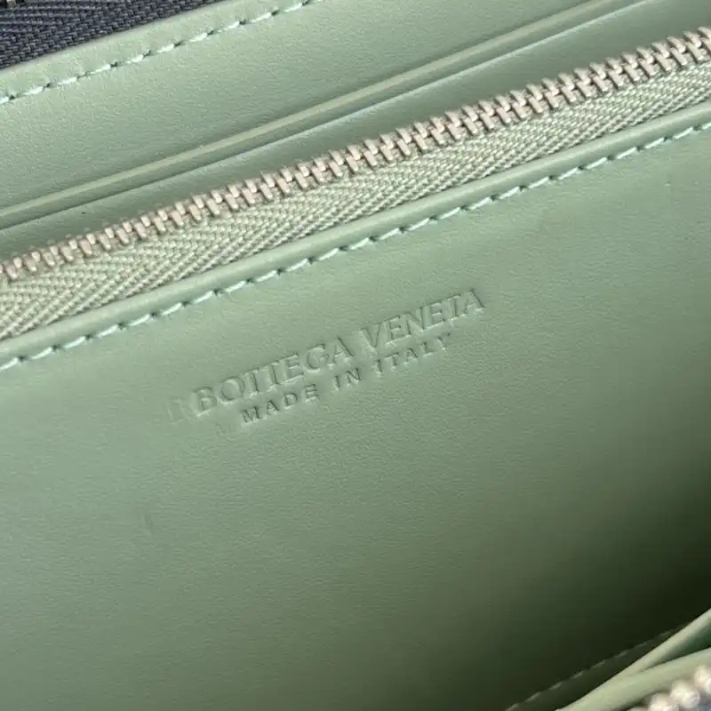 bo*te*ga Ve*ne*ta bags 2409sf0023