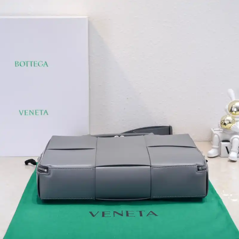 bo*te*ga Ve*ne*ta bags 2409sf0055