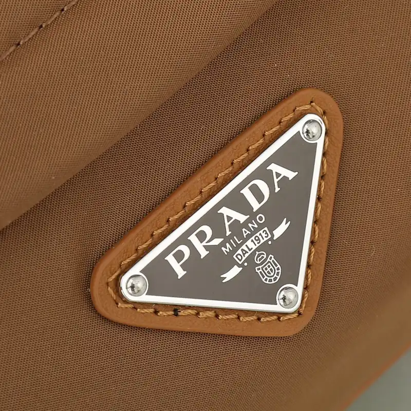 Pra*a bags 2409ya0049