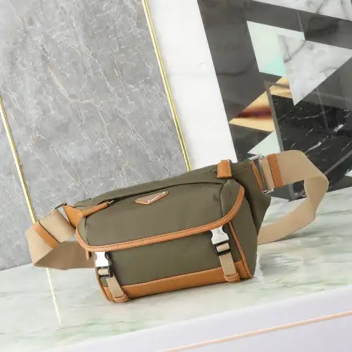 Pra*a bags 2409ya0050