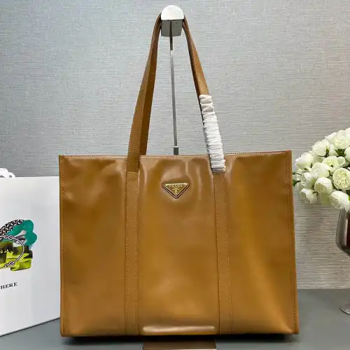 Pra*a bags 2409ya0126