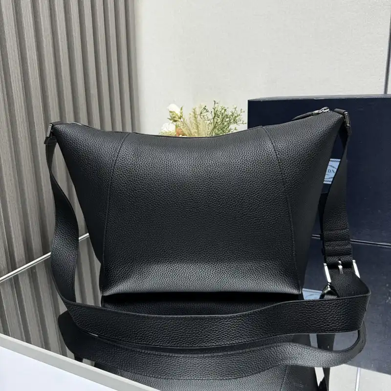 Pra*a bags 2410ya0010