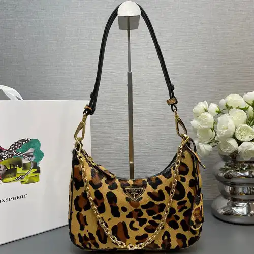 Pra*a bags 2411ya0019