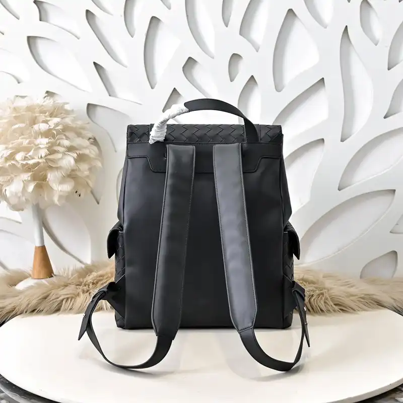 bo*te*ga Ve*ne*ta bags 2411ya0040