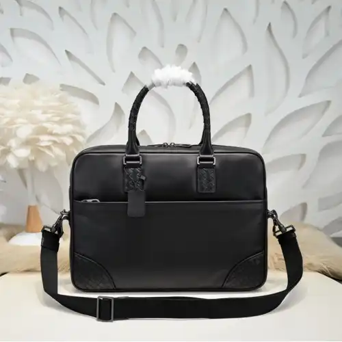 bo*te*ga Ve*ne*ta bags 2411ya0057