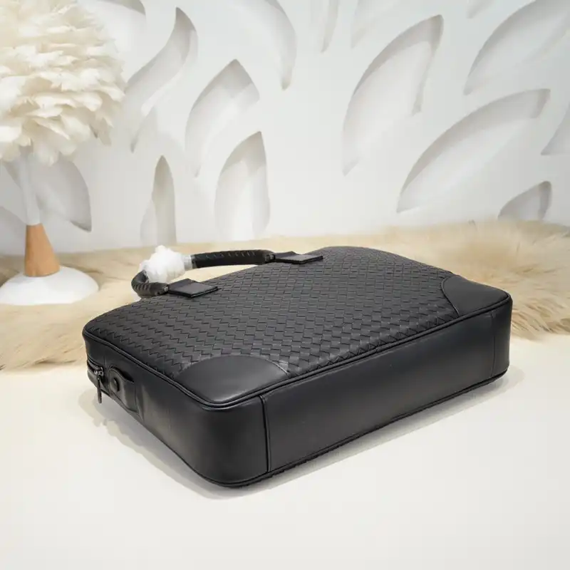 bo*te*ga Ve*ne*ta bags 2411ya0058