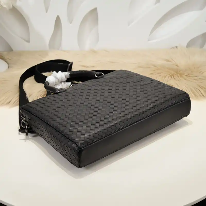 bo*te*ga Ve*ne*ta bags 2411ya0059