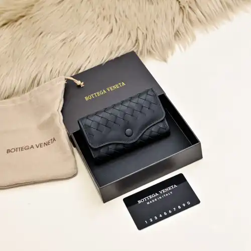 bo*te*ga Ve*ne*ta bags 2411ya0135