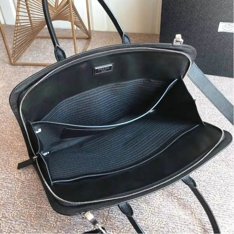 Pra*a bags 2012sh0070