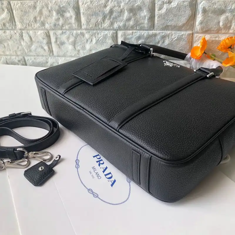 Pra*a bags 2012sh0072