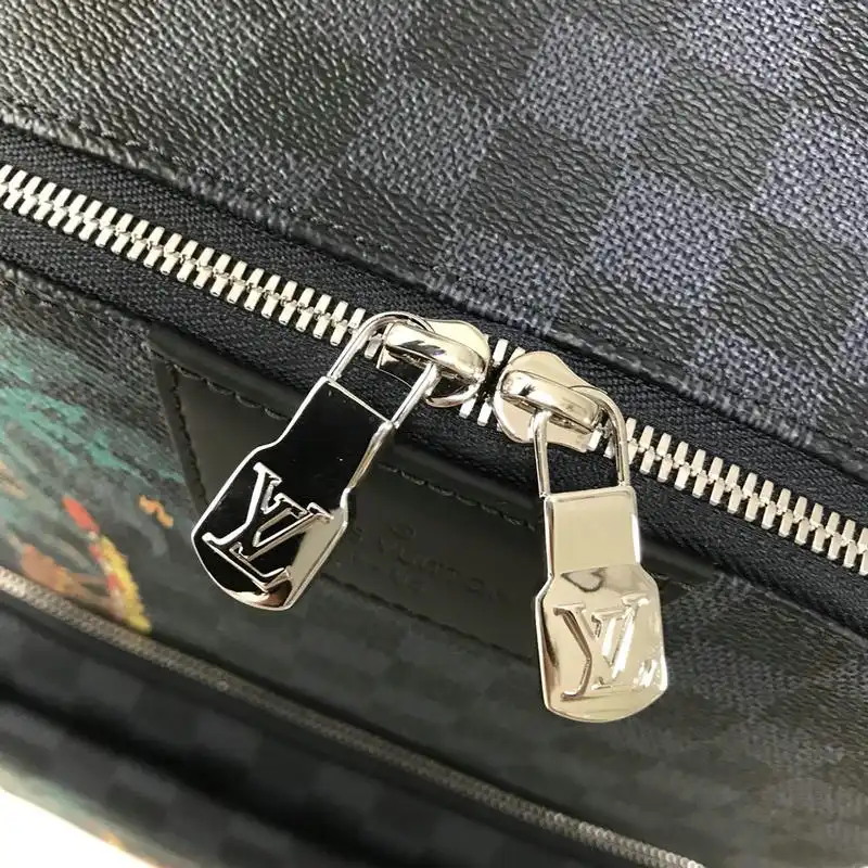 LV Bags 19T1L0265