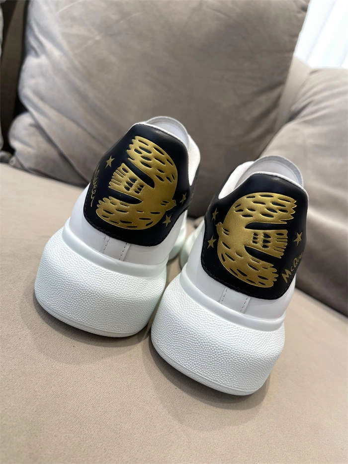 ale*d*r M*Q*en oversized bright 2567