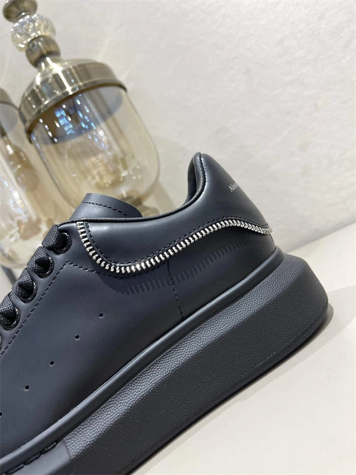 ale*d*r M*Q*en oversized classic 2580