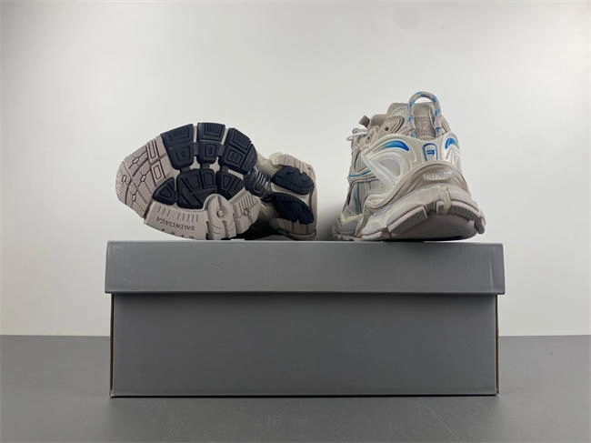 Ba*len*cia*ga  772774-w3rny- snug 4301