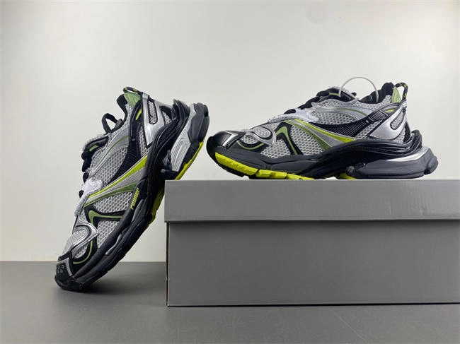 Ba*len*cia*ga  779066-w3rbxp- travelready 4300